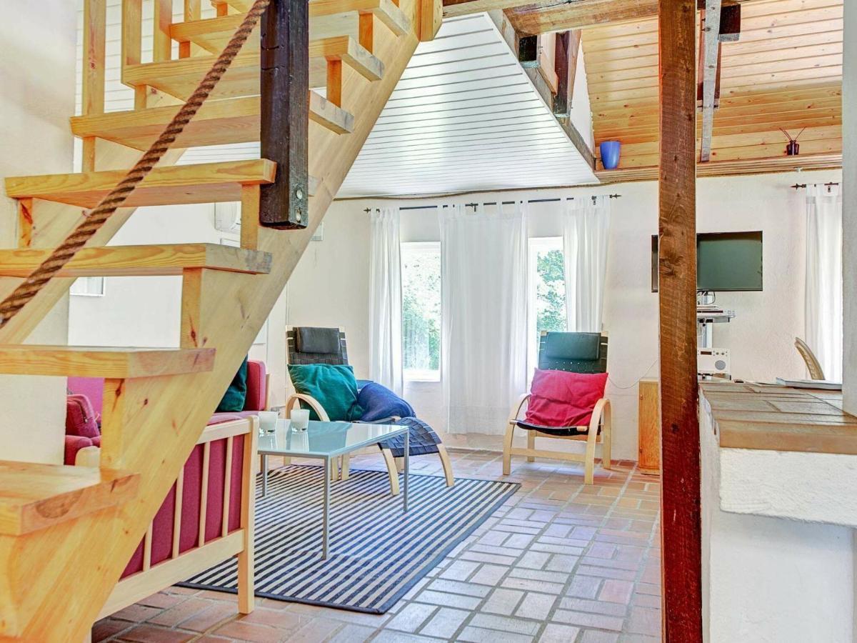 6 Person Holiday Home In AÅkirkeby Room photo